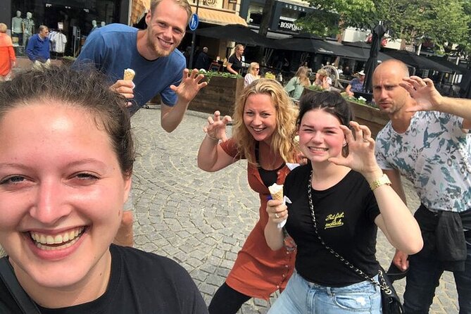 e-Scavenger hunt Volendam: Explore the city at your own pace - Stop 3: Saint Vincent Church built in 1860