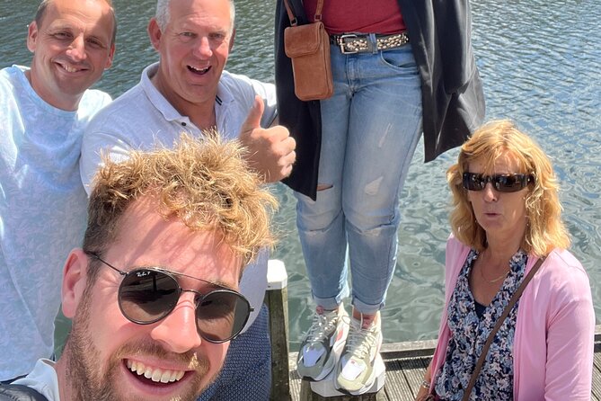 e-Scavenger hunt Volendam: Explore the city at your own pace - The biggest practical decision: smartphone and mobile data