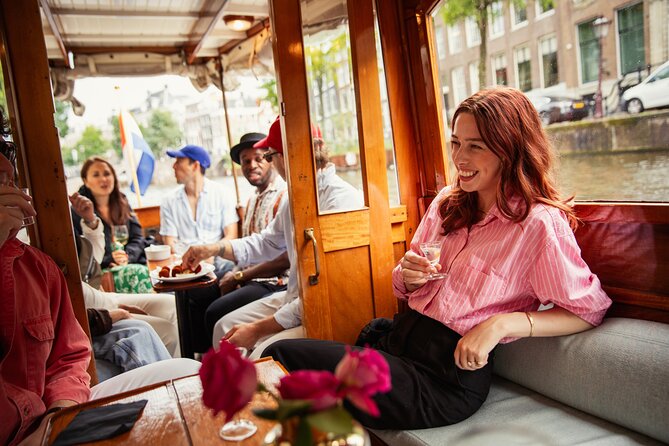 Eating Amsterdam: Food Tour & Canals Cruise - The Pace: A 2.5-Hour Walk Plus a 1-Hour Canal Cruise