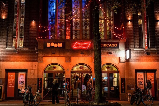 English Comedy Show Amsterdam: Boom Chicago - The show structure: how the two hours typically play
