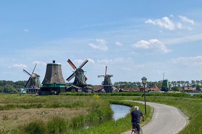 Escape Amsterdam: E-Bike to Zaanse Schans Windmills & Zaandam - Zaanse Schans: The 75-minute windmill town break that makes the tour worth it