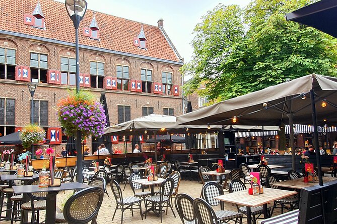 Escape Xperience Zwolle: the Secret Key - Where you start and finish: Sassenpoort to the city center endpoint