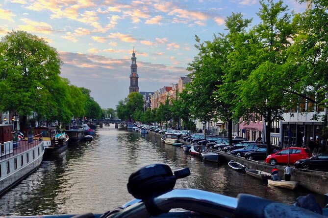Explore hidden streets with friends - Jordaan hidden streets and squares that feel like the real Amsterdam
