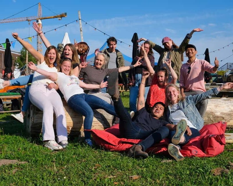 Food Tour by Bike: enjoy 6 bites and cycle trough Utrecht - Utrecht on two wheels: a vegan lunch you ride for
