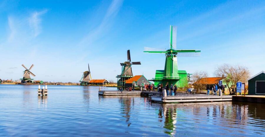 From Amsterdam: 4 Provinces Highlights Van Tour - Starting in Amsterdam: the meet point and how to prepare