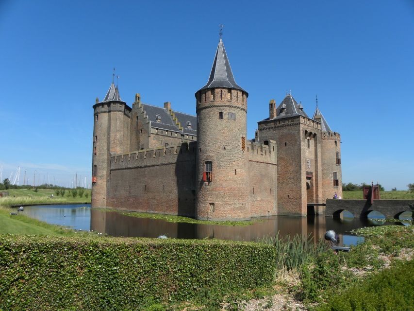 From Amsterdam: Amsterdam Castle Muiderslot Private Tour - Entering the castle: your first 30 minutes matter