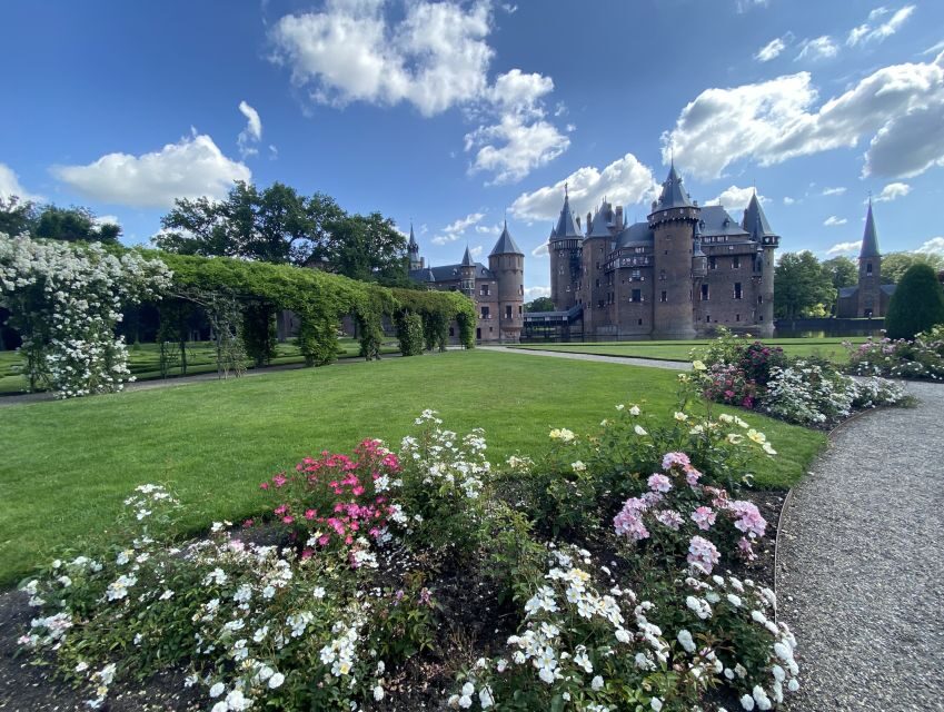 From Amsterdam: Castle De Haar Guided Tour - The meet-up point at De Ruijterkade: what to know so you start smoothly
