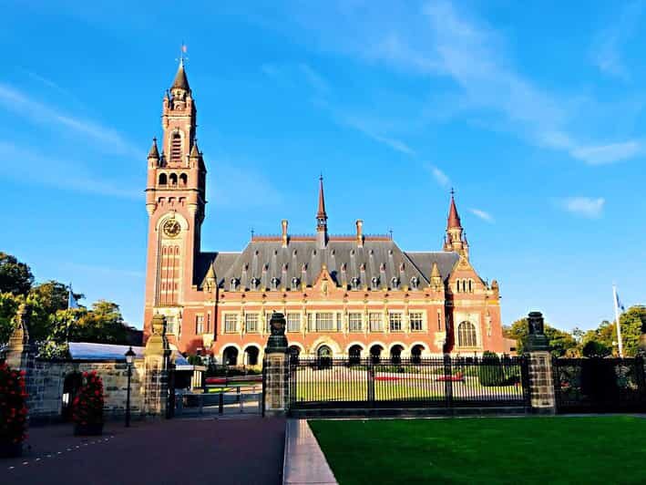 From Amsterdam: Day Tour to Rotterdam, Delft and The Hague - Practical stuff: what to pack and how to plan your day