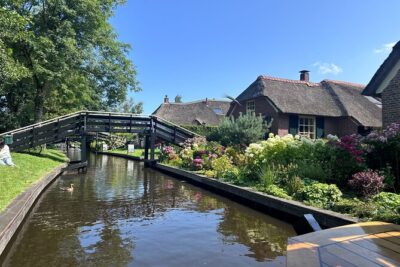 From Amsterdam: Giethoorn Day Trip with Canal & Village Tour - Morning Pickup: The 8:45 Start From Market 27