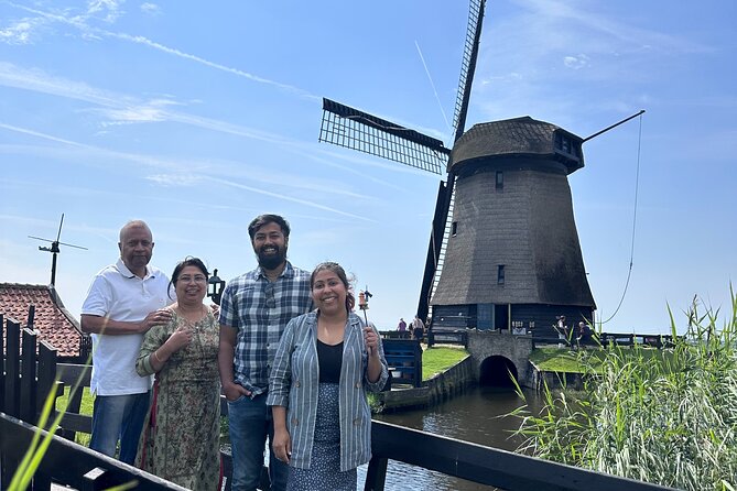 From Amsterdam: Giethoorn Day Trip with Canal & Village Tour - Lunch in Giethoorn: A Built-In Reset, Not a Guessing Game
