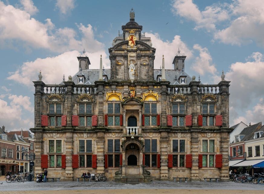 From Amsterdam: Rotterdam to The Hague and Delft - Cube Houses and Oude Haven: Rotterdam’s best side-by-side lesson