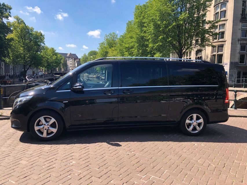From Amsterdam: The Hague and Delft Sightseeing Tour - The Hague from the outside: Peace Palace and the International Court of Justice