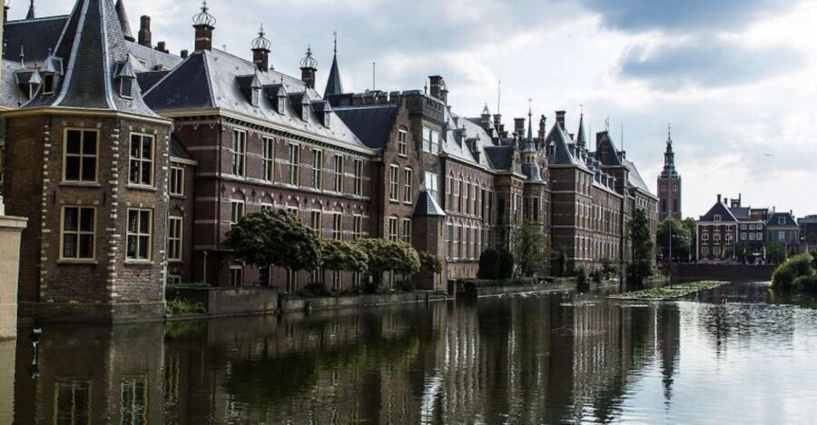 From Amsterdam: The Hague and Delft Sightseeing Tour - Pickup in Amsterdam: how the timing actually feels