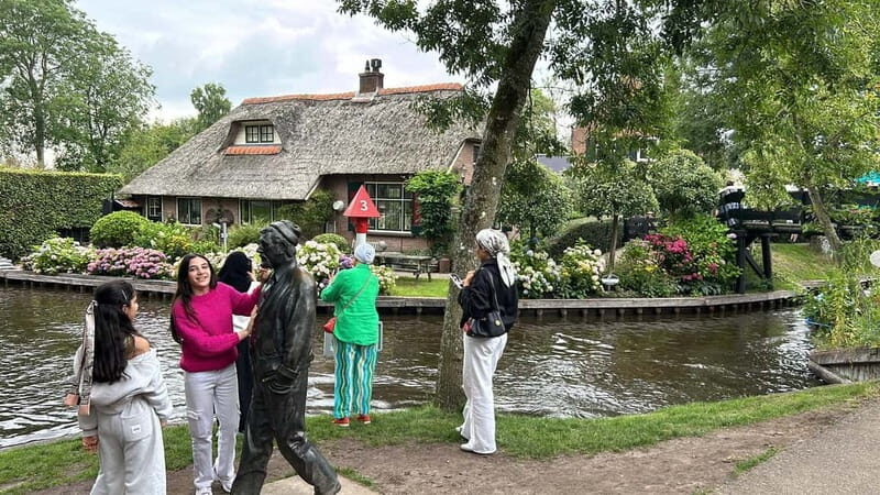 From Amsterdam to Giethoorn Day Trip - How your guided time turns into freedom: 2.5 hours to explore on your terms