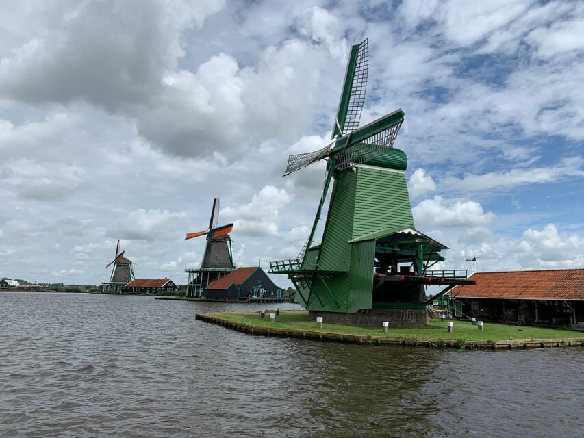 From Amsterdam: visit Zaanse Schans, Muiderslot and more! - Den Oever stop and the road north: a quick break before the big water stops