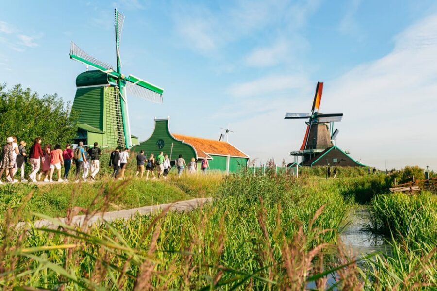 From Amsterdam: Zaanse Schans, Edam, Volendam & Marken - Volendam: Cheese-Making and Clogs That Make the Culture Tangible