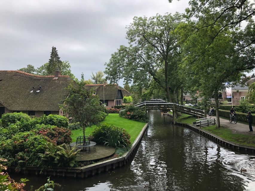 Giethoorm & Exploring the North of The Netherlands Tour - Hasselt: cobblestones, history stories, and Little Amsterdam