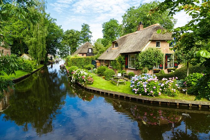 Giethoorn Day Trip from Amsterdam – Private Tour & Canal Boat - Getting to Giethoorn: Private Pickup, Comfort, and Timing