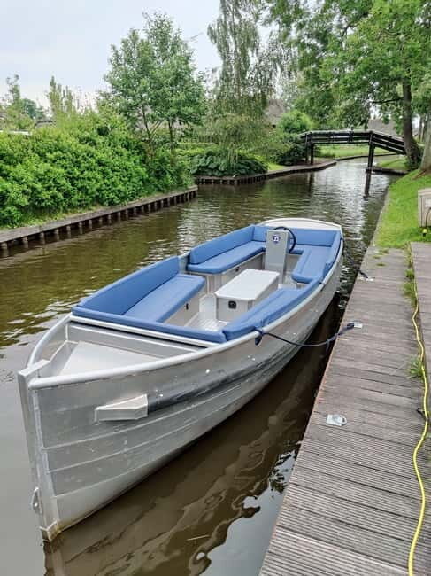 Giethoorn : Luxury Private open boat tour with local captain - Key things to know before you go