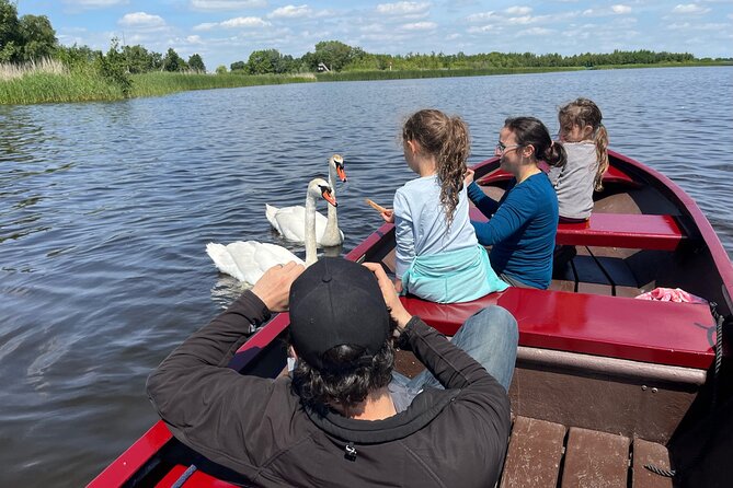 Giethoorn, Private Boat Tour & Zaanse Schans Windmills - Giethoorn and Zaanse Schans in one day: why this combo works