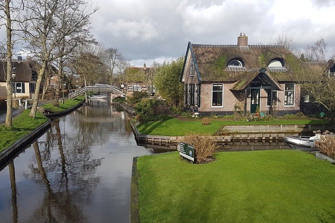 Giethoorn Small-Group Tour from Amsterdam (Max. 8 People) - Lunch Reality Check: Nice Stop, Not Included