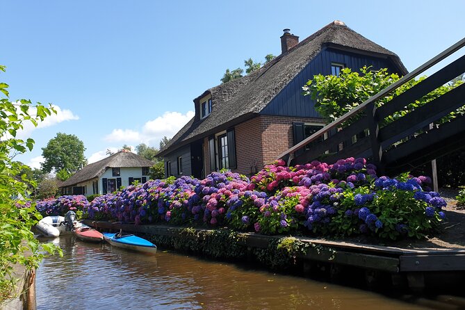 Giethoorn, Zaandam & Zaanse Schans Day Tour w/ Small Boat Ride - Price and logistics: what you’re really buying for about $166.96