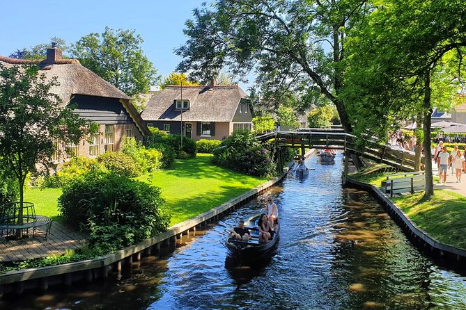 Giethoorn, Zaandam & Zaanse Schans Day Tour w/ Small Boat Ride - The drive past IJsselmeer: Dutch water engineering, explained simply