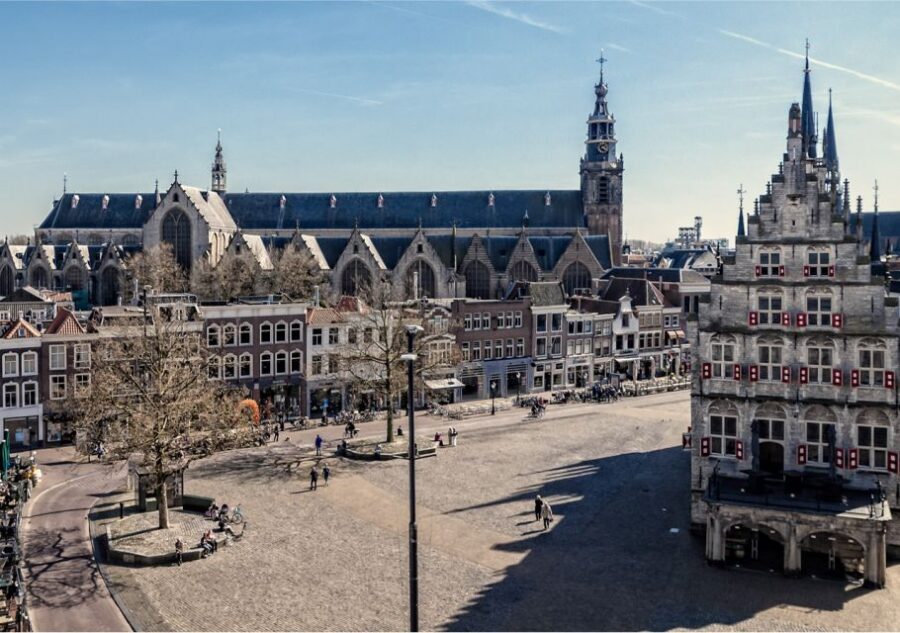 Gouda: Entry Ticket to Church of St. John with Audioguide - Your route inside: how the audioguide turns windows into a story
