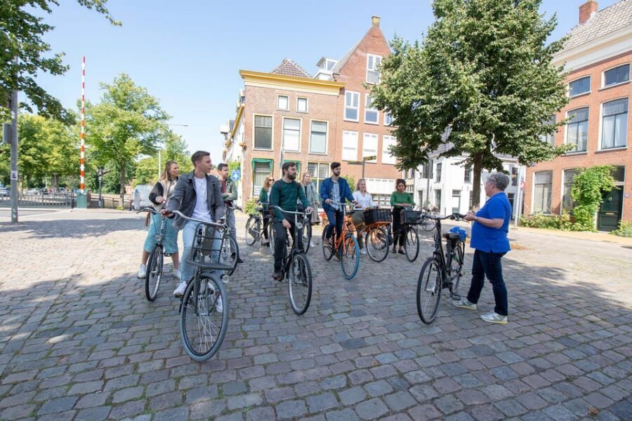Groningen: City Highlights Bike Tour - Noorderplantsoen: parks that make the tour feel complete