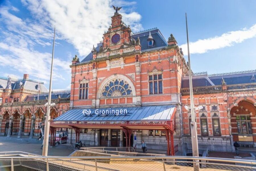 Groningen: Private custom tour with a local guide - FAQ