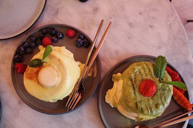 Guided 3-Hour Food Tasting Experience in Rotterdam - Guide Energy and Pace: Why Merrel and Jenny Get Mentioned