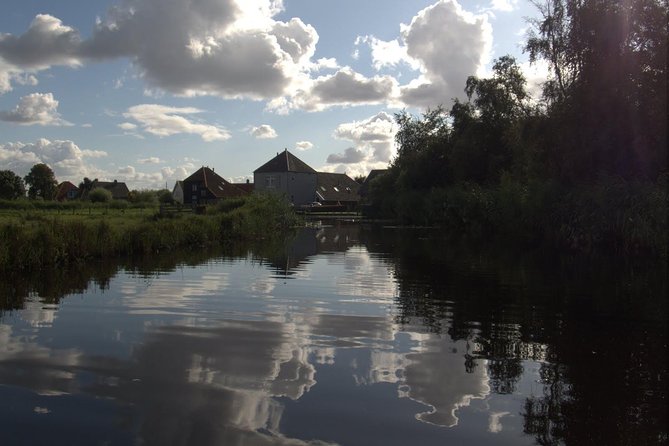Guided Canoe Adventure with Picnic Lunch in Waterland from Amsterdam - What Your Guide Adds: Wetlands, Villages, and How People Live Here