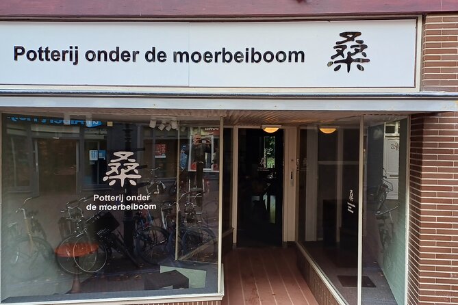 Guided Pottery Workshop on a Turntable in Choorstraat - Key Things I’d Actually Plan For