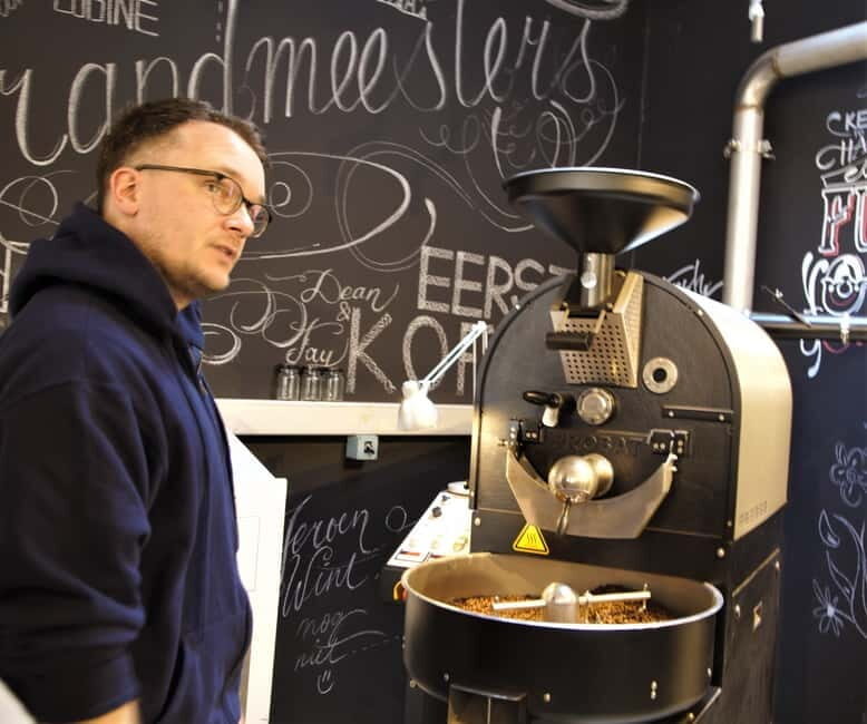 Haarlem: Food Tour - Meeting point to first bites: the small-group vibe (up to 8 people)