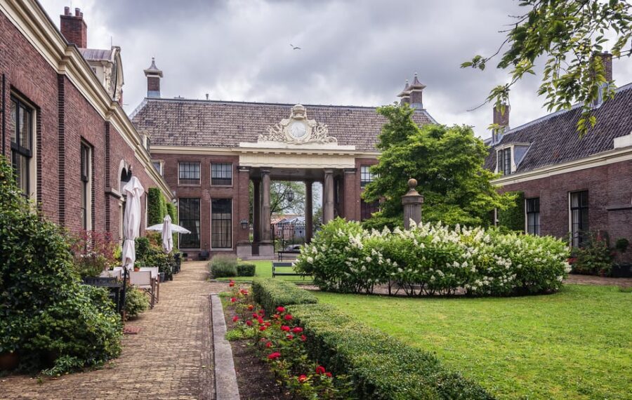 Haarlem Highlights Bike Tour - Winding Old Streets and Canal-Side Views