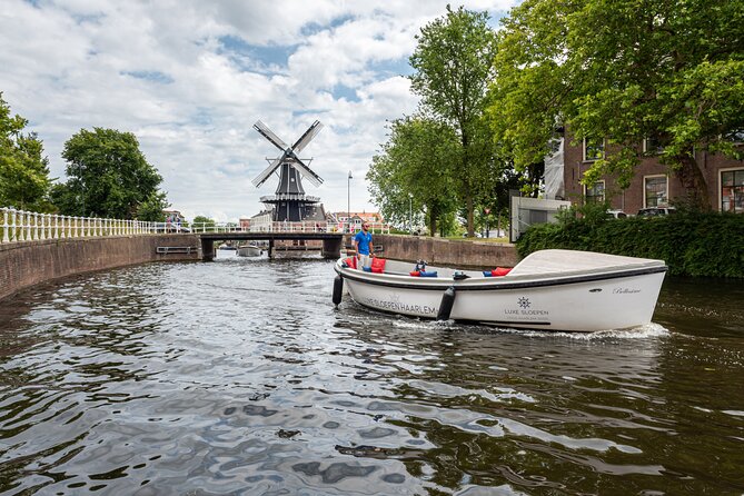 Haarlem Open-Boat Canal Cruise with Live Guide (Electric Boat) - Weather and Clothing on a Topless Boat