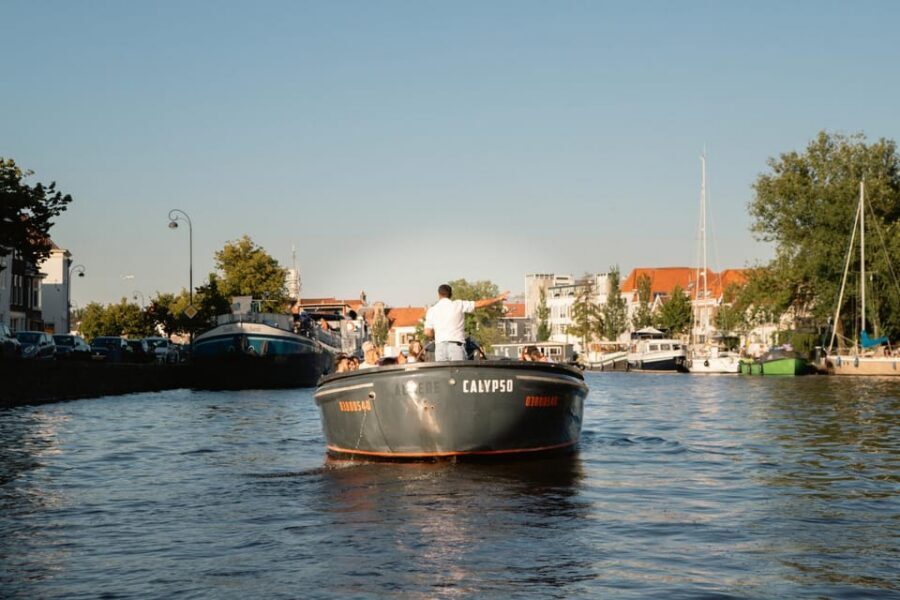 Haarlem Private Canal Tour with Bites and Unlimited Drinks - Sunset Finish and Photo Opportunities: How to Get the Best Moments