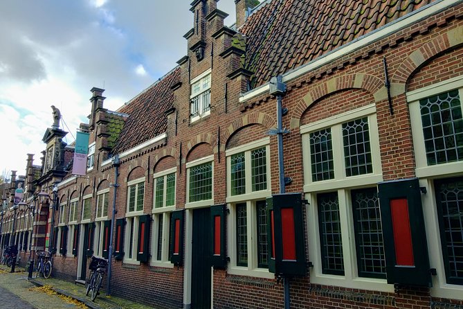 Haarlem Walking Tour. Unknown and Surprising - Molen De Adriaan: the windmill that explains more than flour