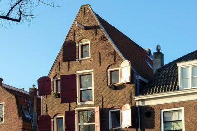 Haarlem Walking Tour. Unknown and Surprising - Begijnhof: a medieval community that still feels real