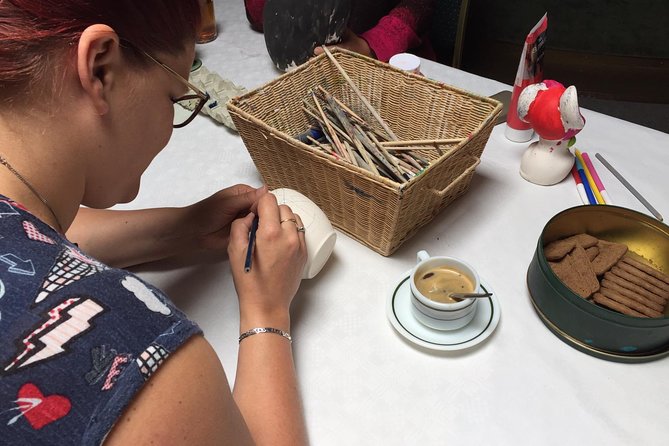Half-Day Workshop Ceramic Painting in Katwoude - What’s Included vs. What You Should Plan For