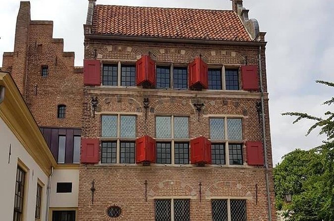 Hattem's Windmills, Bakeries and Ghosts: A Self-Guided Audio Tour - The church that’s almost 1,000 years old: two organs and gravestones underfoot