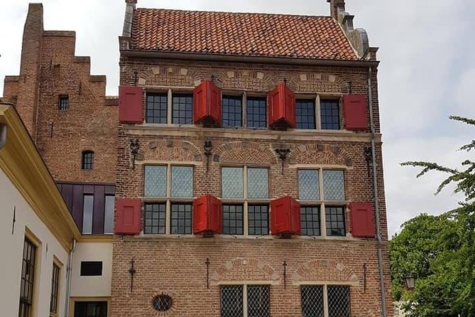Hattem's Windmills, Bakeries and Ghosts: A Self-Guided Audio Tour - What you must bring (and what you don’t need)