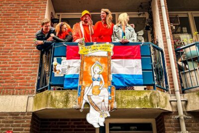 Humans of Amsterdam: Cultural Walking Tour incl. meeting 2 locals - Logistics: where you meet, where you finish, and timing that works