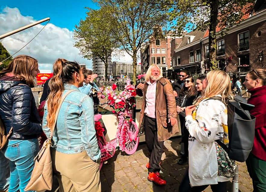 Humans of Amsterdam - Small group cultural walking tour - What to Expect on the Ground: Pace, Steps, and Dress