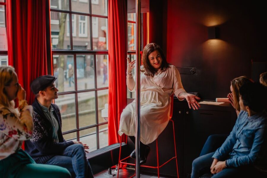 Humans of Amsterdam - Small group cultural walking tour - Price and Logistics: Is $152 Worth It?