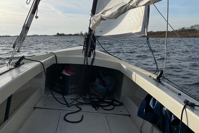 Interactive Sailing Day near Amsterdam - From Amsterdam Zuid to your boat day in South Holland