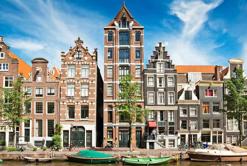 Jordaan, Anne Frank and Leidseplein tour in English - Jordaan streets and brown cafés: a neighborhood made for wandering
