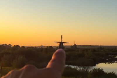 Kinderdijk Bike Tour - Cycling the Polders: Easy Riding, Great Wildlife, Real Canals