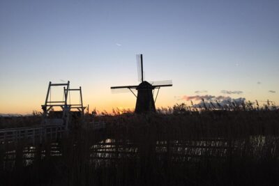 Kinderdijk Photography tour - Rotterdam pickup to Kinderdijk: a water journey that sets the tone
