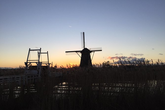 Kinderdijk Photography tour - Rotterdam pickup to Kinderdijk: a water journey that sets the tone